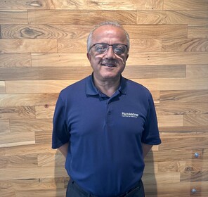 Staff member Sam Nosrat from ID_eb067b8f800a