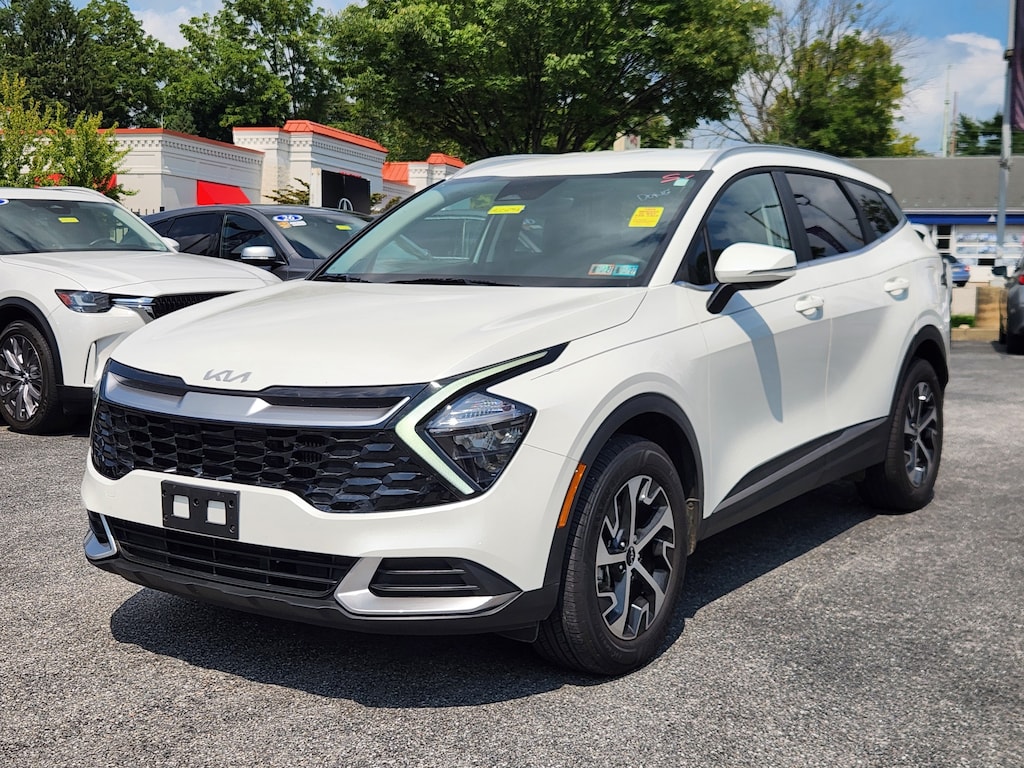 Used 2023 Kia Sportage Hybrid EX SUV