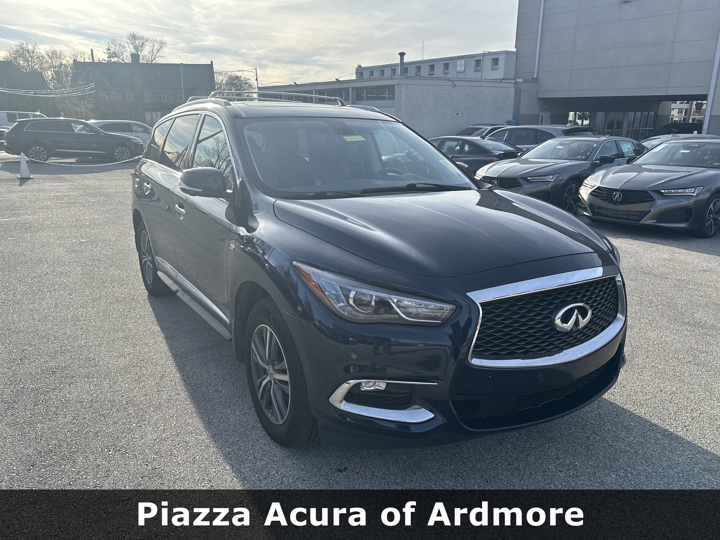 2017 INFINITI QX60 Base