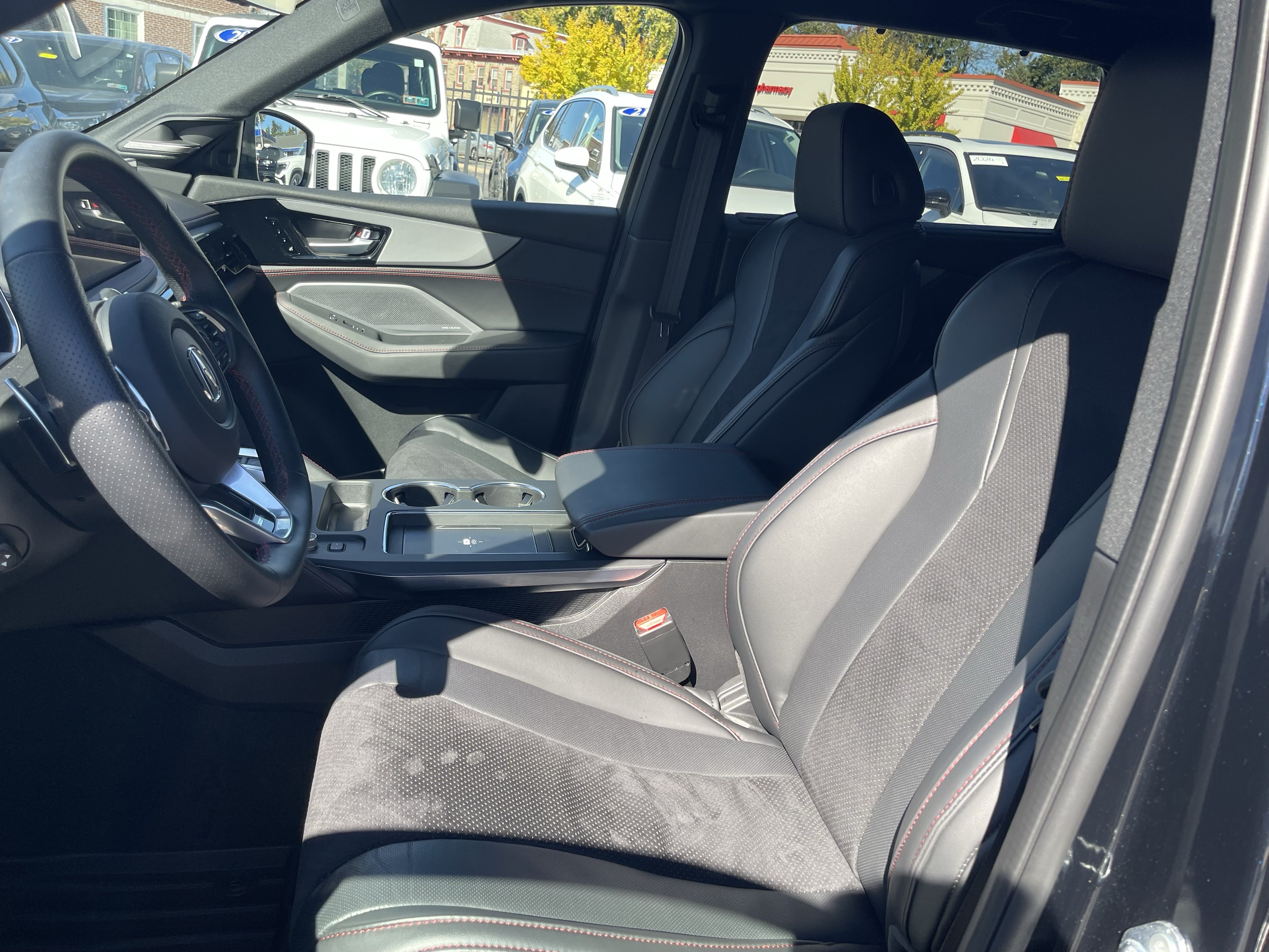 2026 Acura MDX A-Spec Package - Photo 8