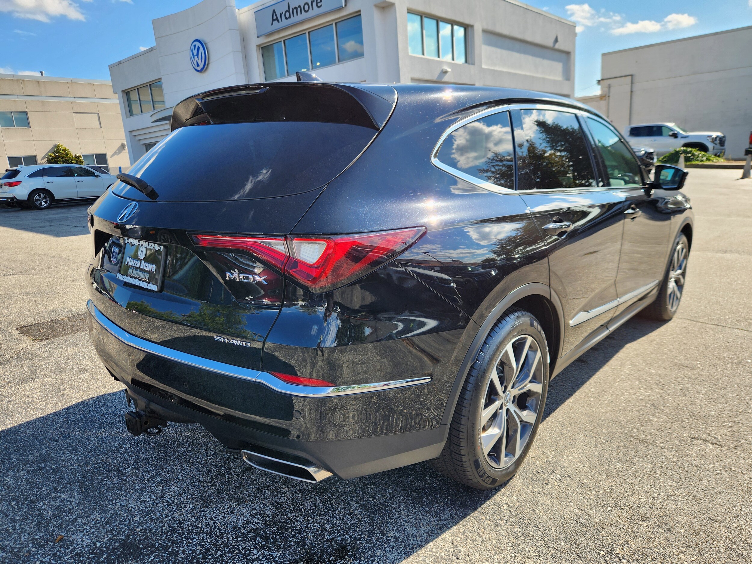 2023 Acura MDX SH-AWD Technology photo 3