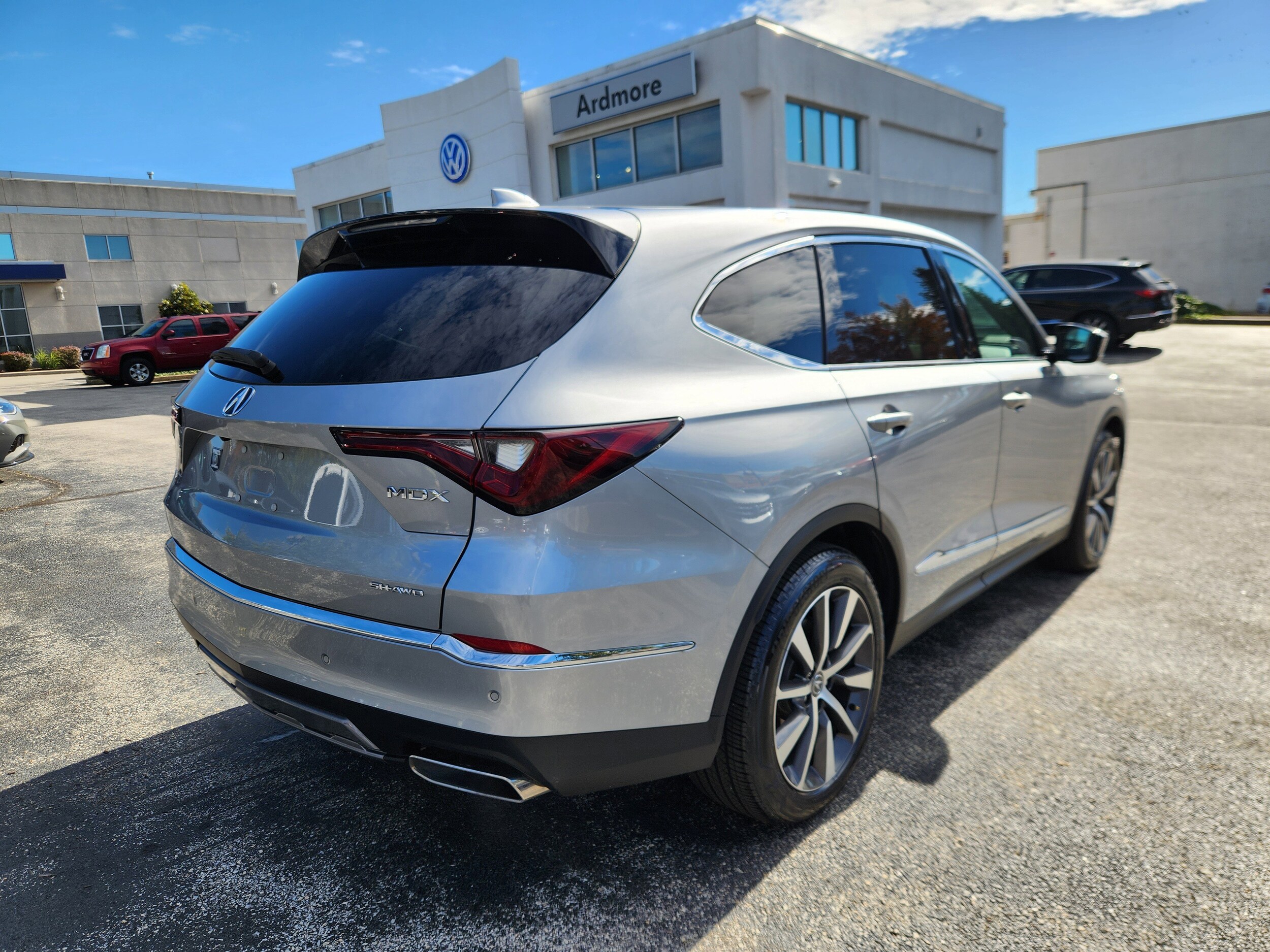 2025 Acura MDX SH-AWD Technology photo 2