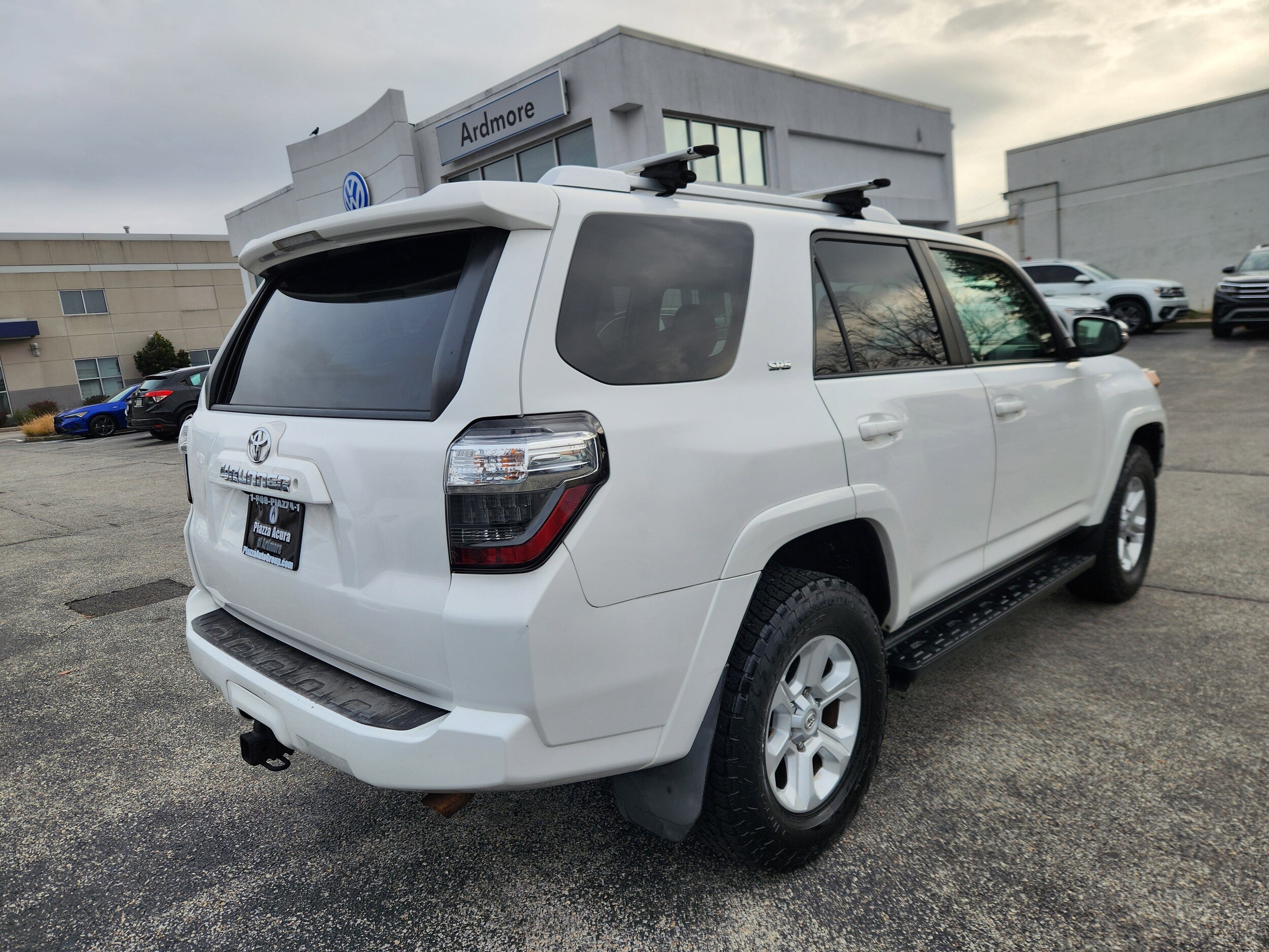 2015 Toyota 4Runner SR5 photo 4