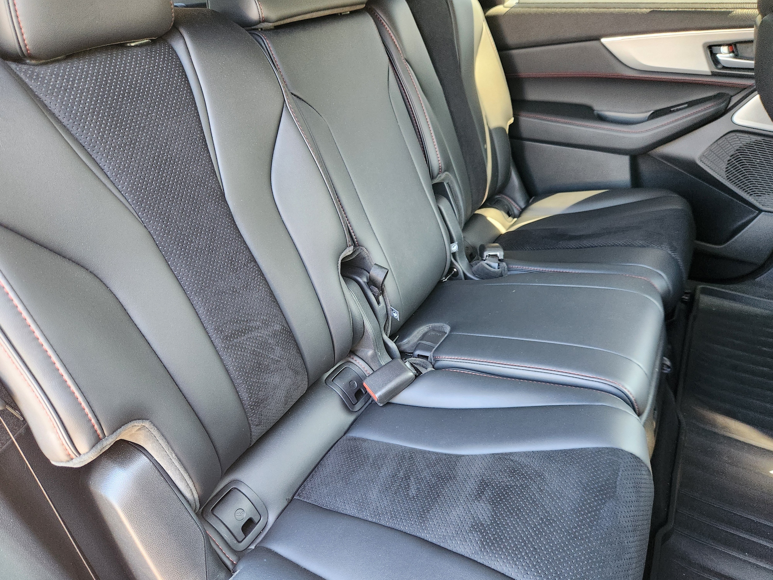 2025 Acura MDX A-Spec Package - Photo 18