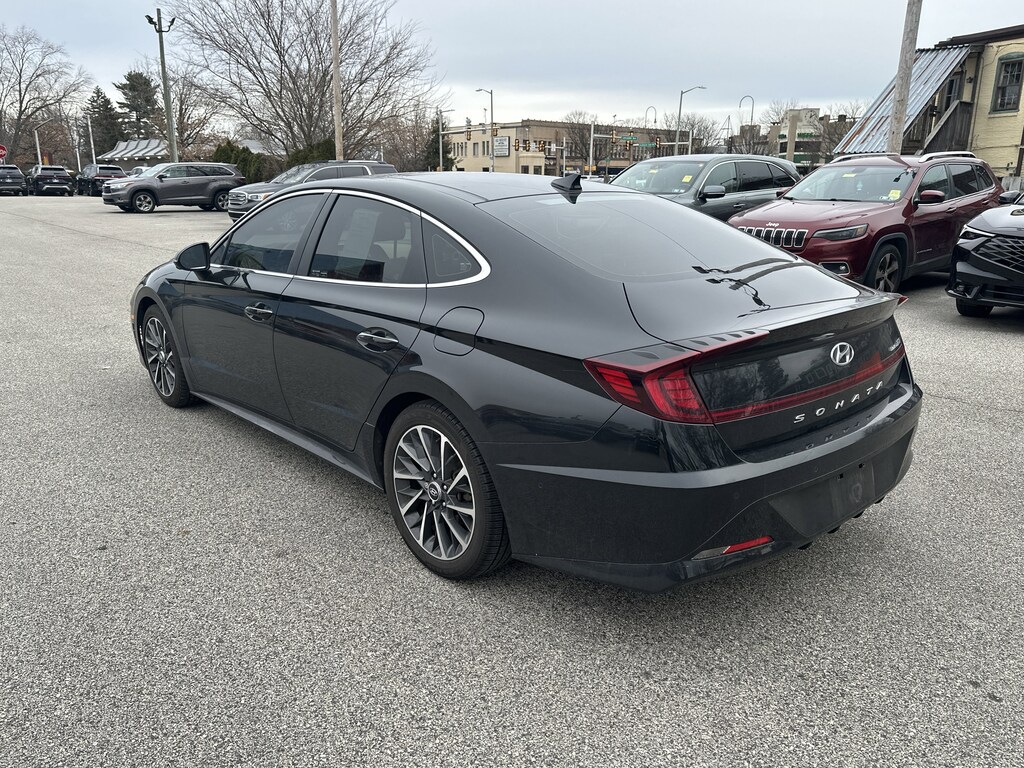 Used 2022 Hyundai Sonata Limited Sedan