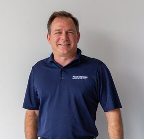 Staff member Tom Miller from ID_f6a5e65191e0