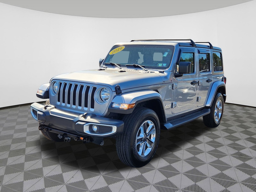 Used 2019 Jeep Wrangler Unlimited Sahara Sahara 4x4