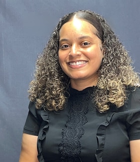 Staff member Jennifer Abreu from ID_f6a5e65191e0