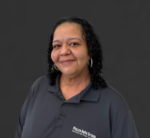 Staff member Rosie Sanchez from ID_f6a5e65191e0