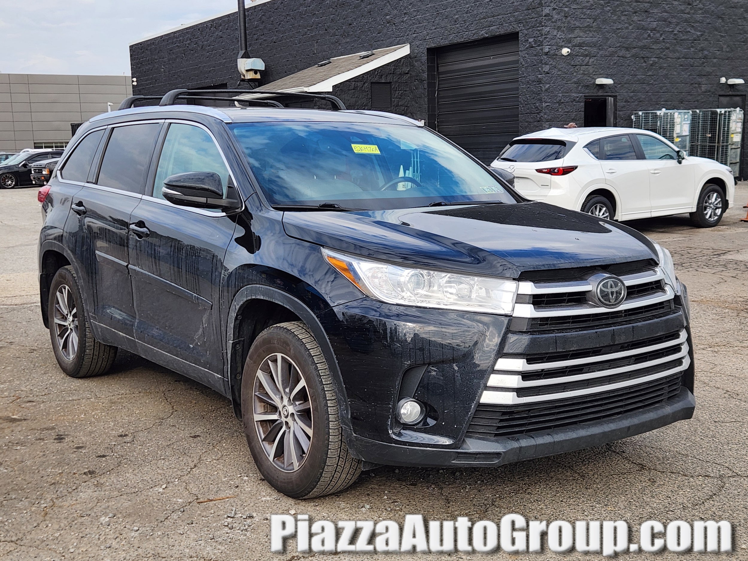 2019 Toyota Highlander XLE's photo
