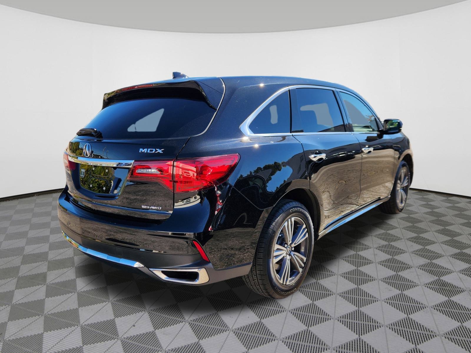 2018 Acura MDX SH-AWD photo 4