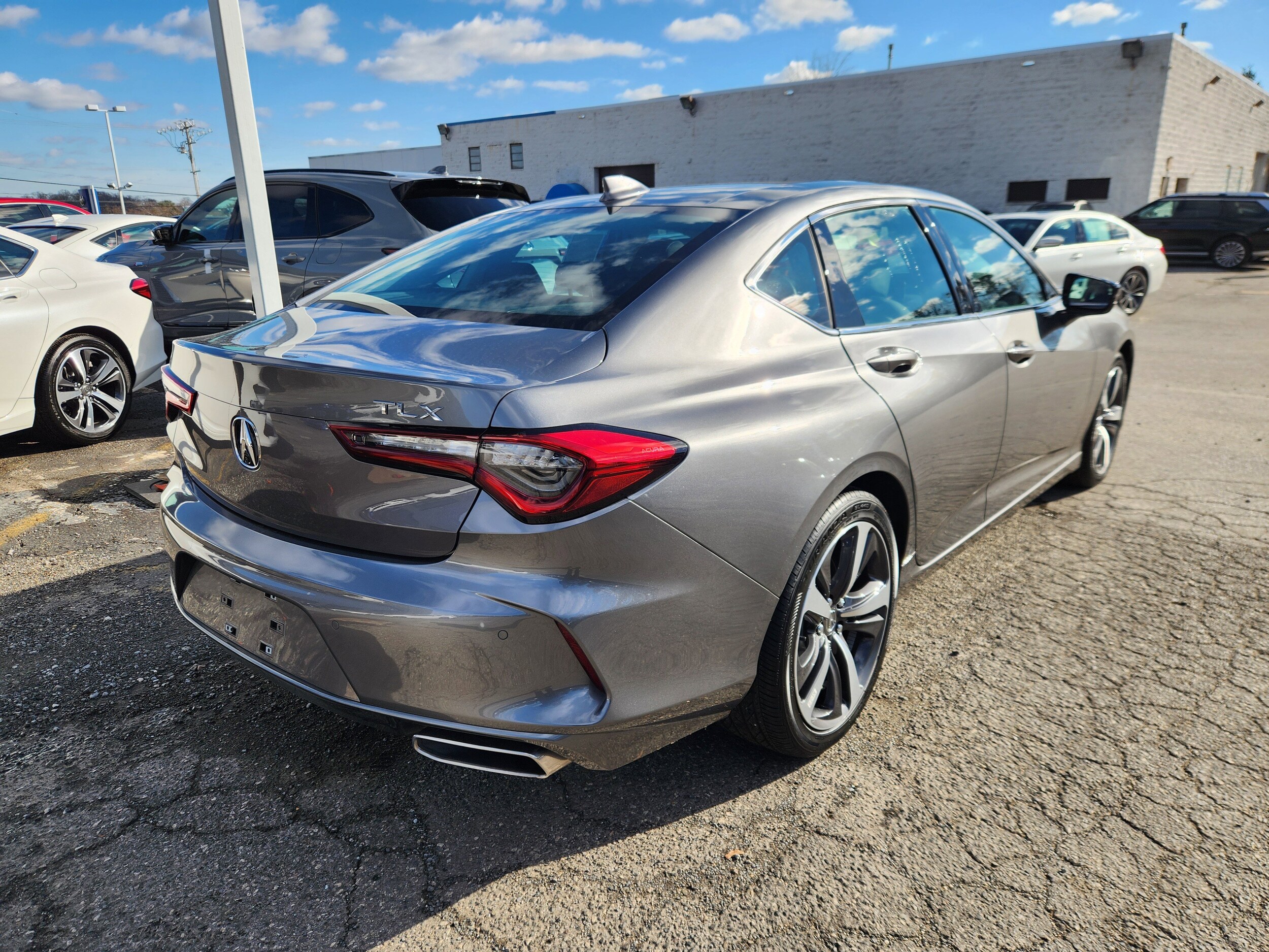 2025 Acura TLX Technology photo 4