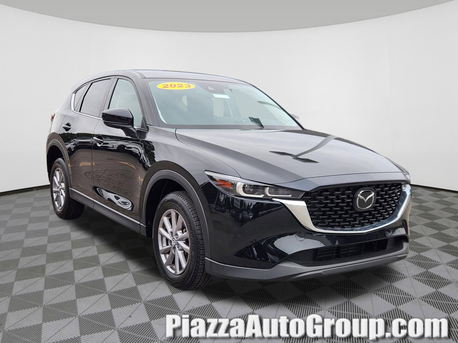 2023 Mazda CX-5 S Select Package Auto AWD's photo