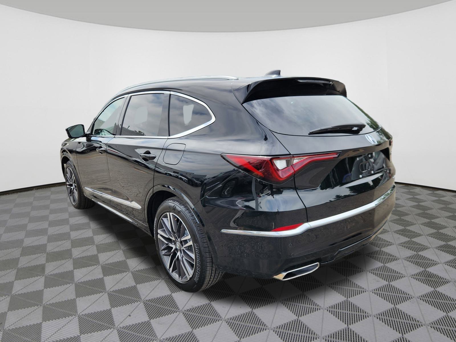 2025 Acura MDX Advance photo 3