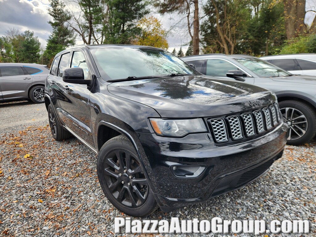 Used 2019 Jeep Grand Cherokee Altitude SUV