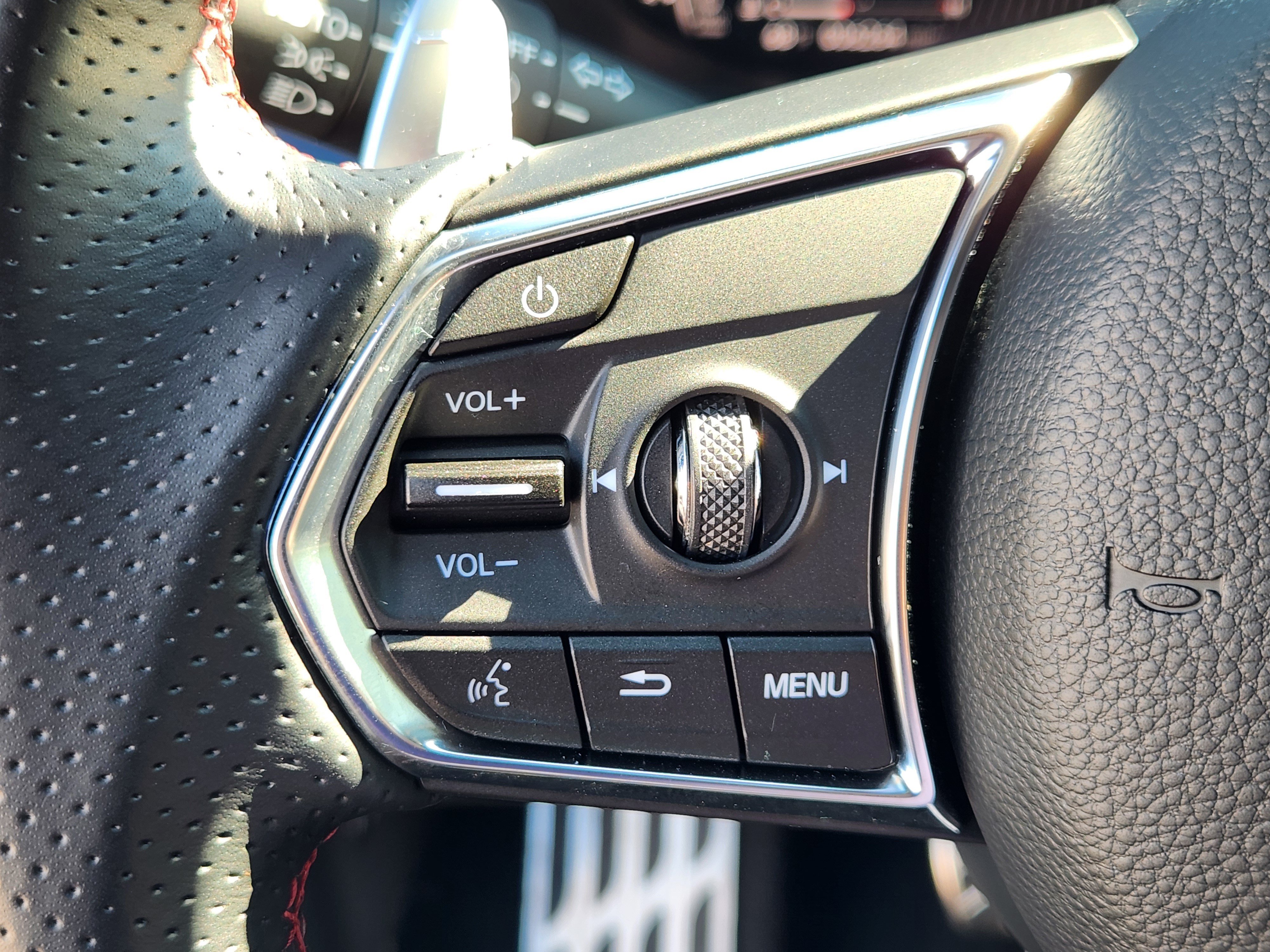 2026 Acura MDX A-Spec Package - Photo 26