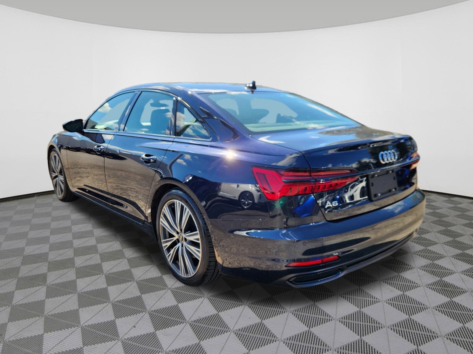 2021 Audi A6 Sport Premium Plus photo 2