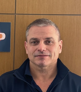 Staff member Alfred Chamberlain from 00a692b7890b