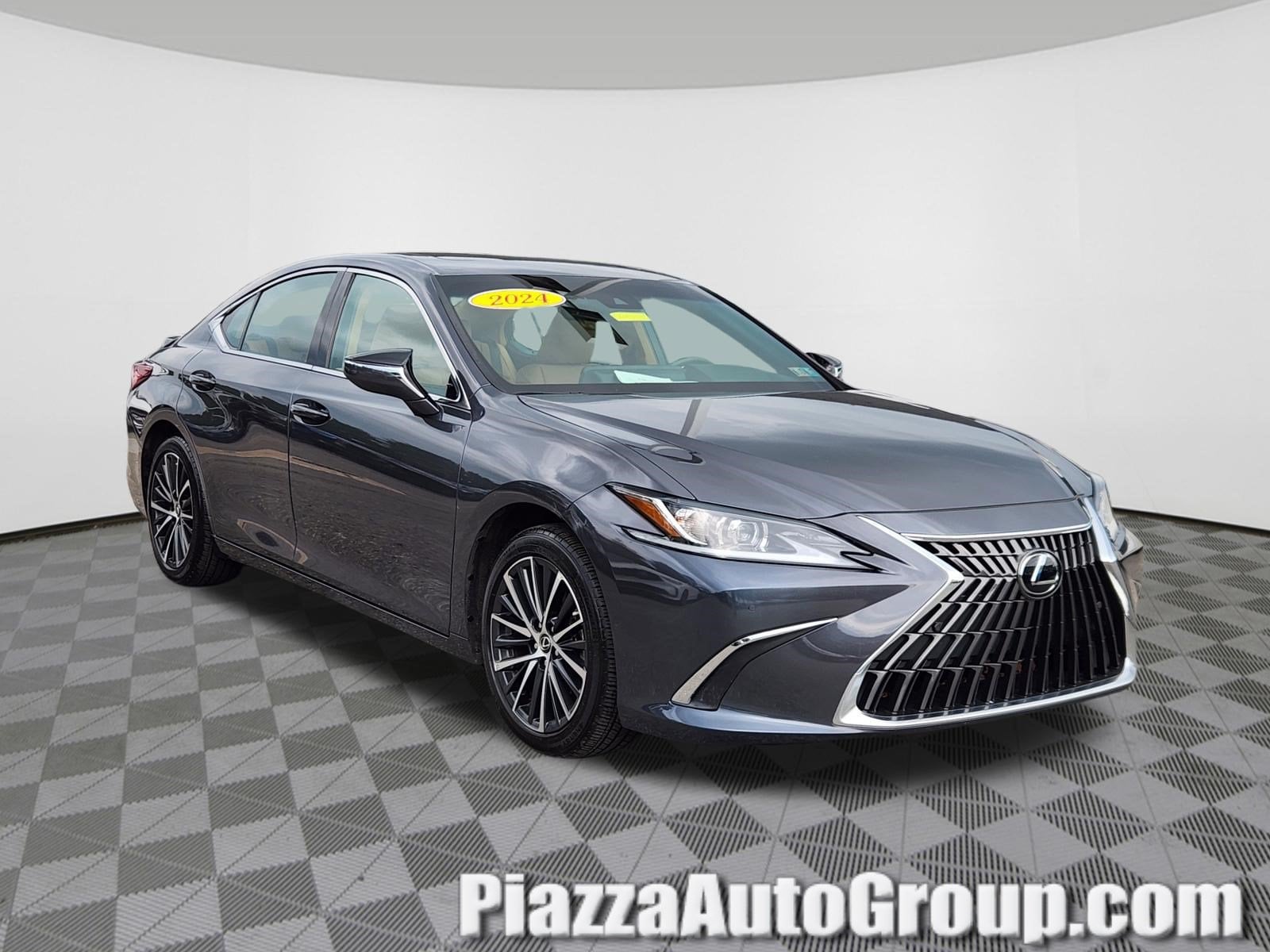 2024 Lexus ES