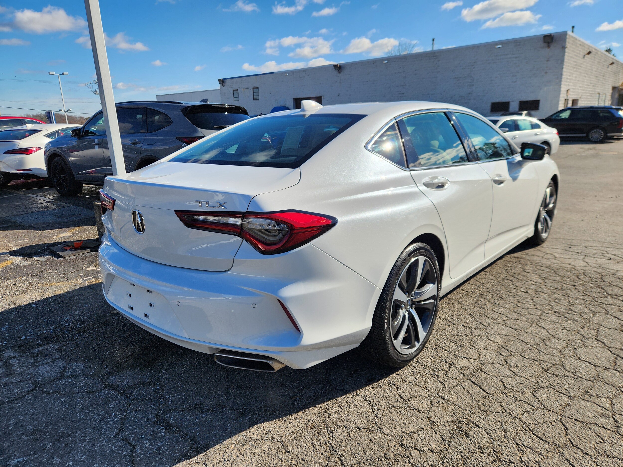 2025 Acura TLX Technology photo 4