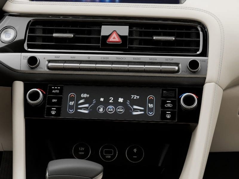 2026 GENESIS G70 Standard - Photo 15