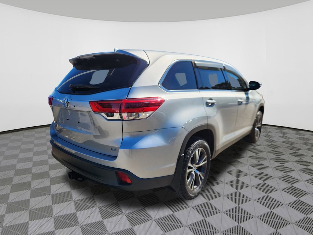 Used 2019 Toyota Highlander SUV