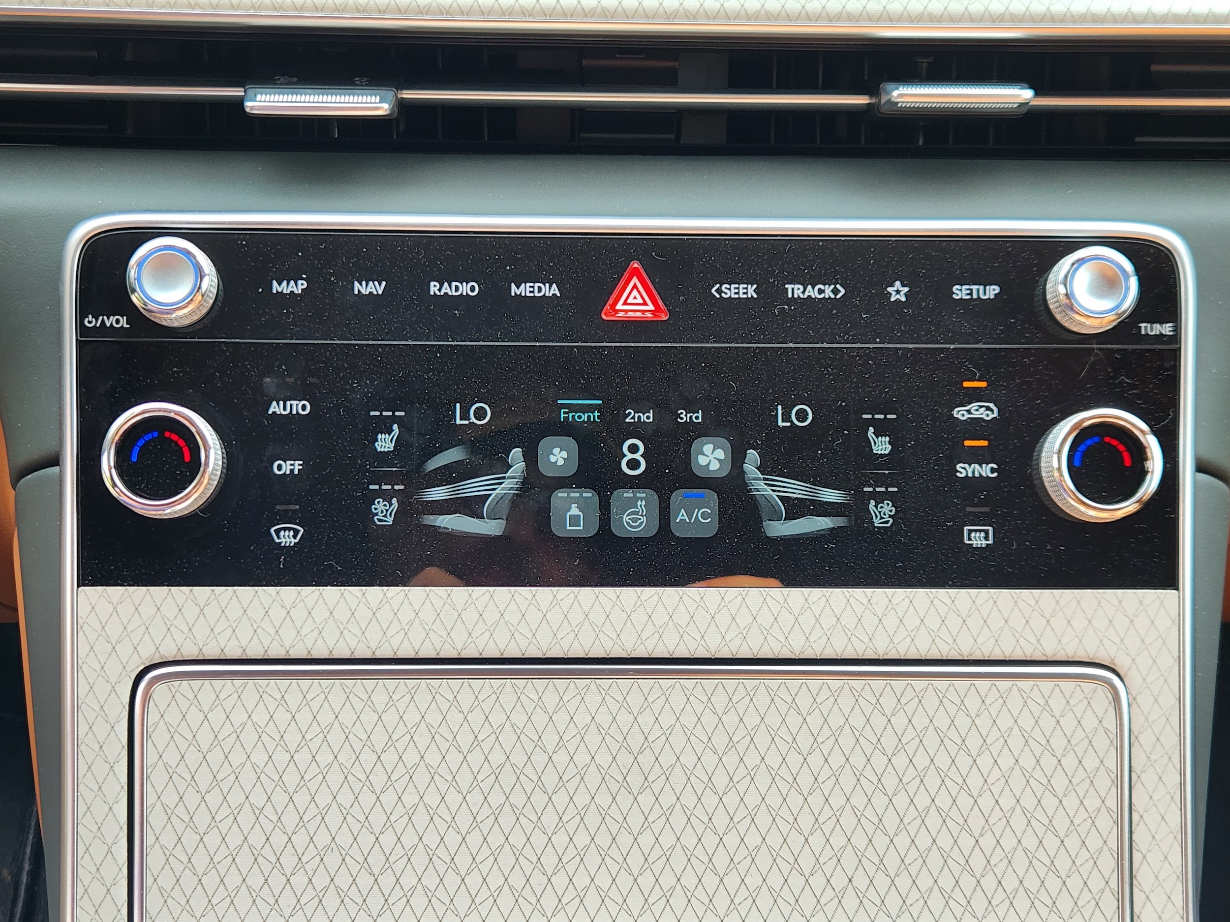 2026 GENESIS GV80 Prestige - Photo 12