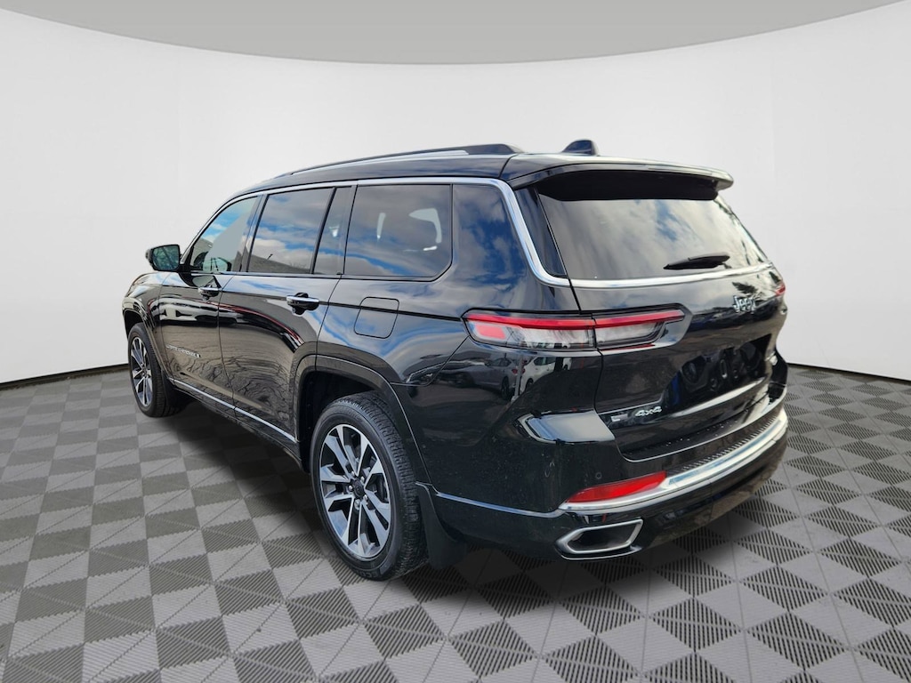 Used 2023 Jeep Grand Cherokee L Overland SUV