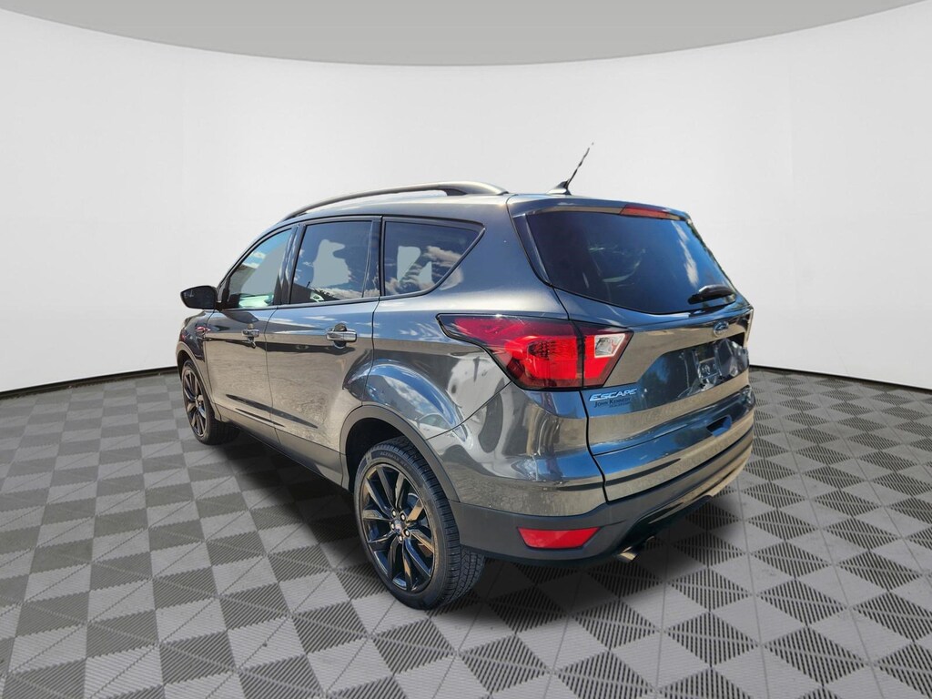 Used 2019 Ford Escape SE SUV