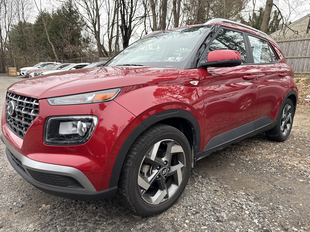 Certified 2023 Hyundai Venue SEL SUV