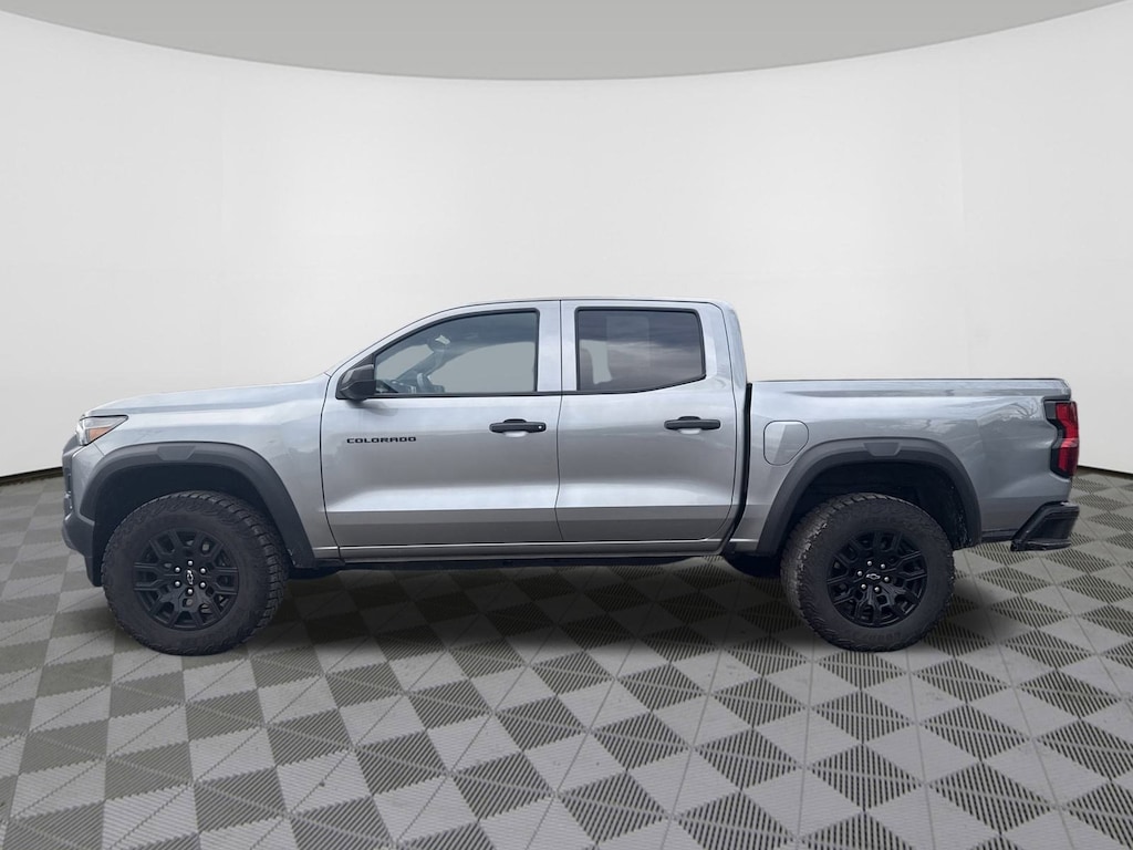 Used 2024 Chevrolet Colorado Trail Boss Truck Crew Cab