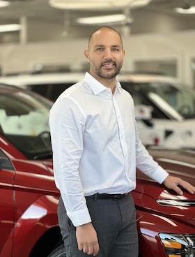 Staff member Hakan Ilbak from ID_ecd4bda7e484