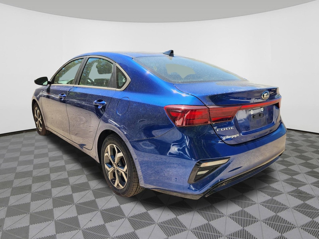 Used 2021 Kia Forte LXS Sedan