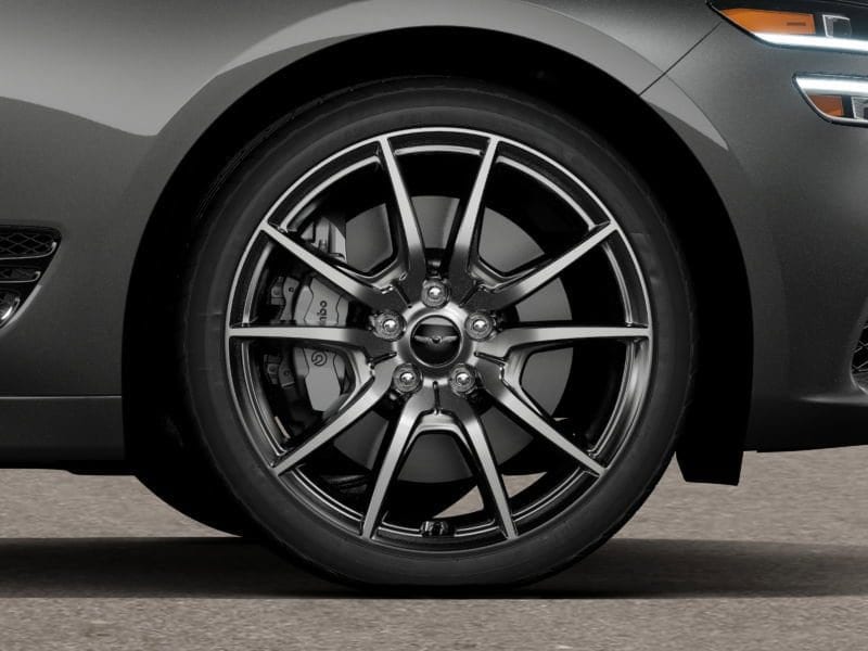 2026 GENESIS G70 Standard - Photo 8