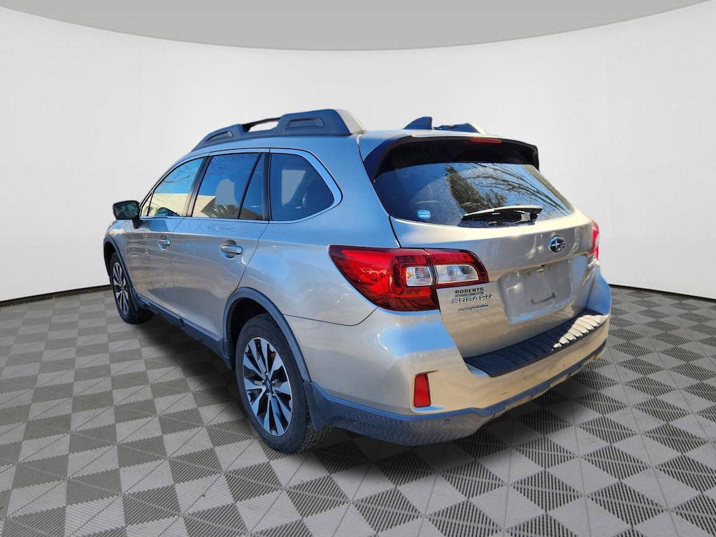 Used 2017 Subaru Outback 2.5i Limited with SUV