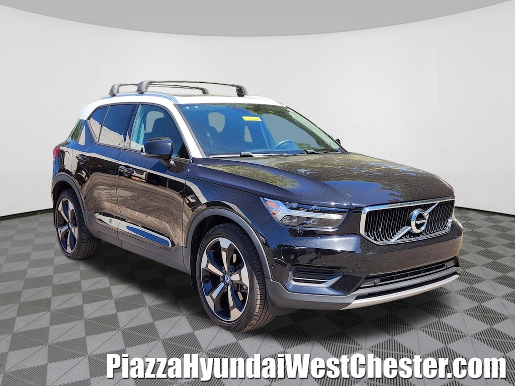 Used 2019 Volvo XC40 T5 Momentum SUV