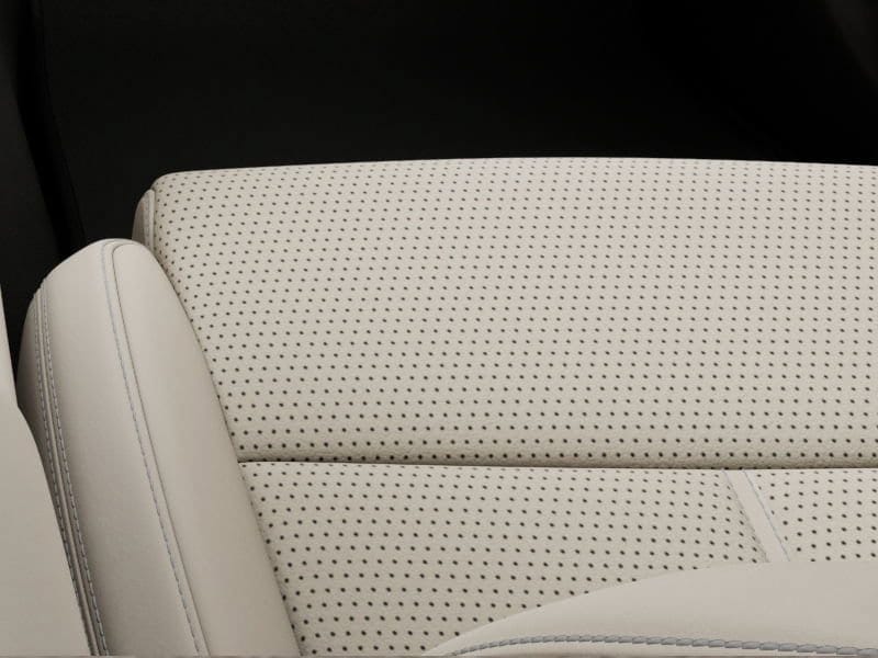 2026 GENESIS G70 Standard - Photo 16