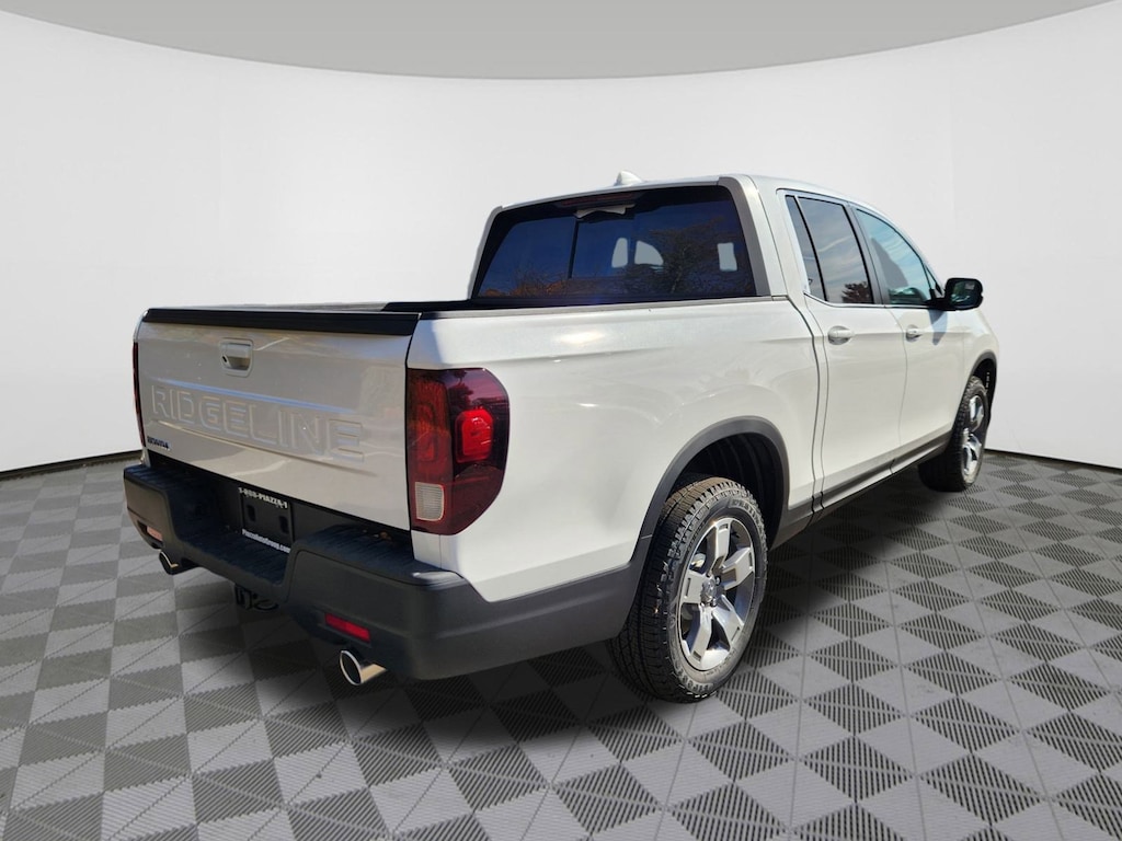 New 2025 Honda Ridgeline RTL Truck Crew Cab