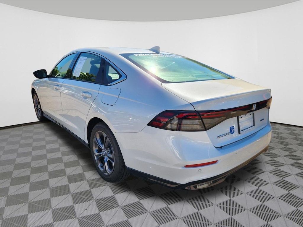 Certified 2026 Honda Accord Hybrid EX-L Sedan