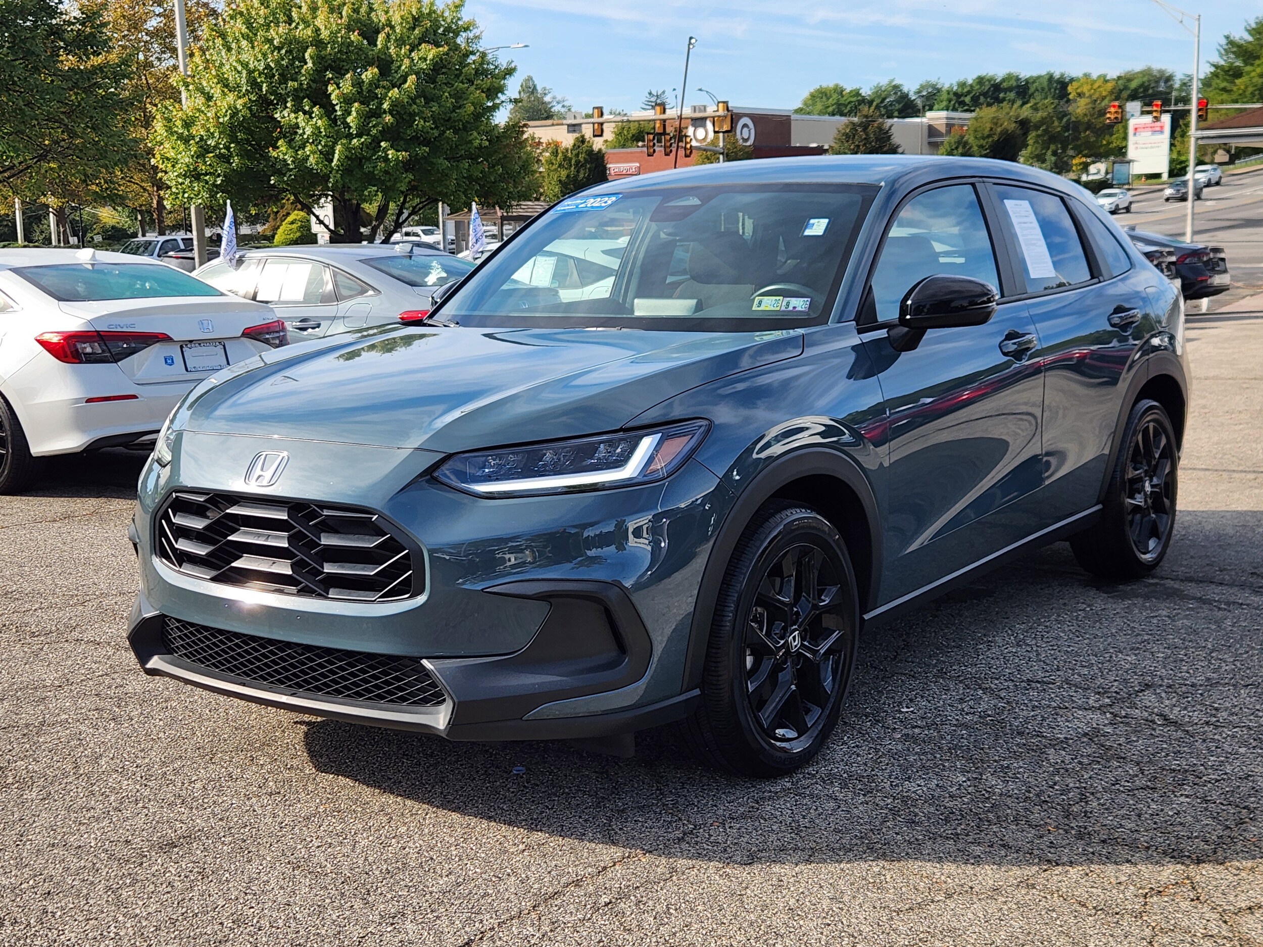 2023 Honda HR-V Sport photo 2