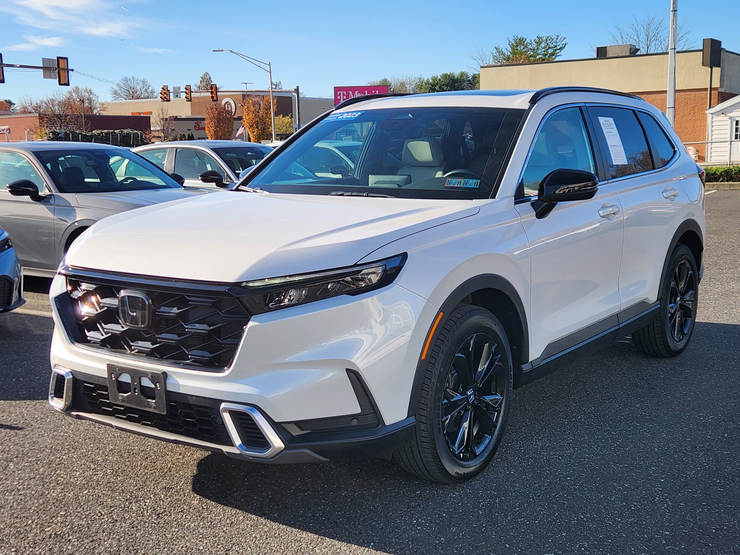 2023 Honda CR-V Hybrid Sport Touring photo 2
