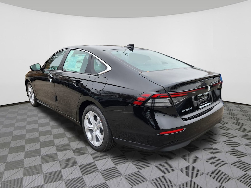 New 2025 Honda Accord LX Sedan