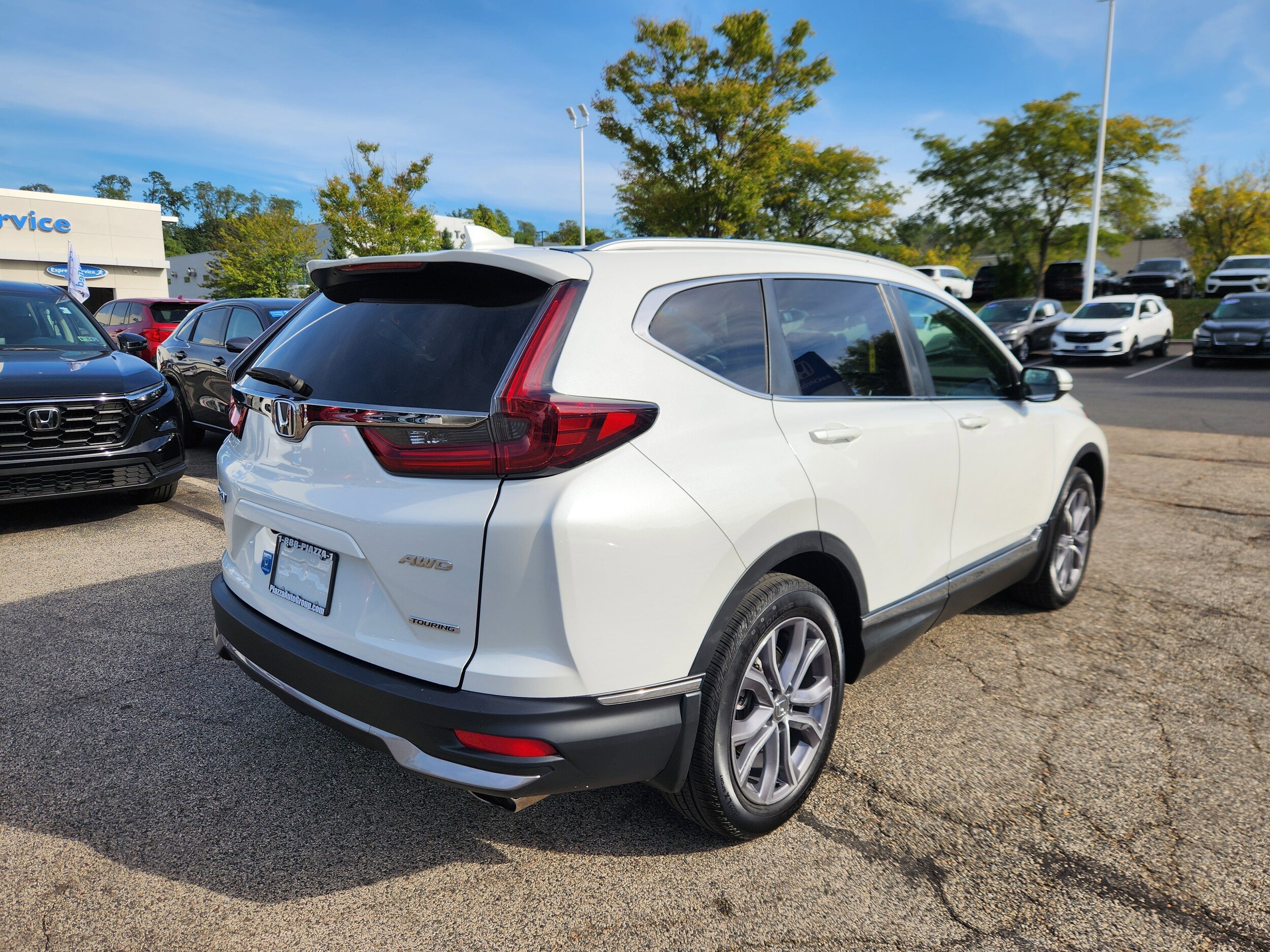 2022 Honda CR-V Touring photo 4