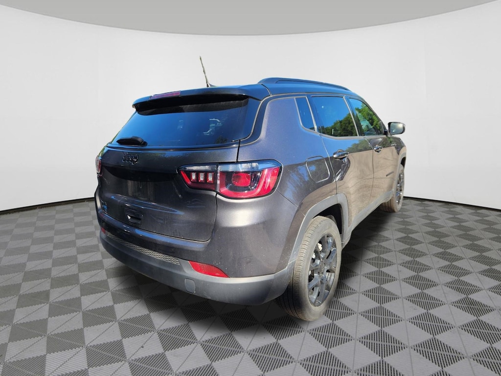 Used 2023 Jeep Compass Altitude SUV