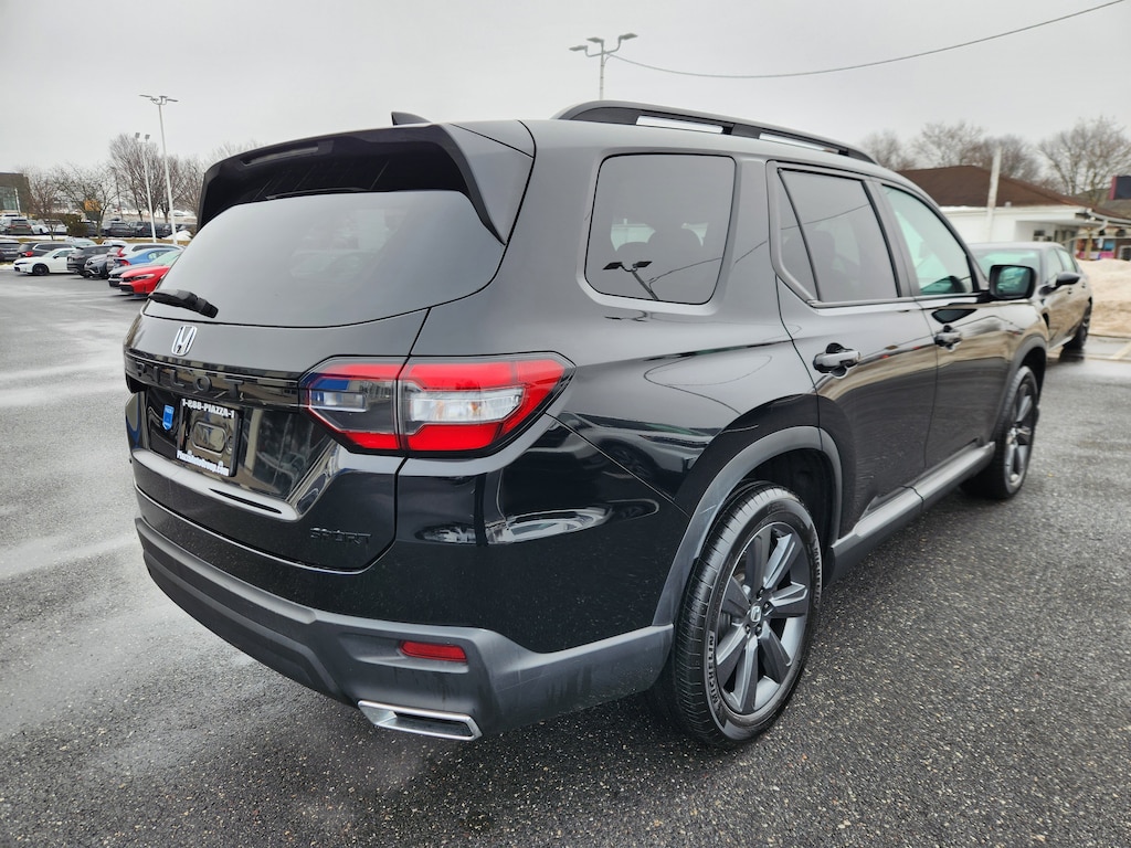 Certified 2025 Honda Pilot Sport SUV