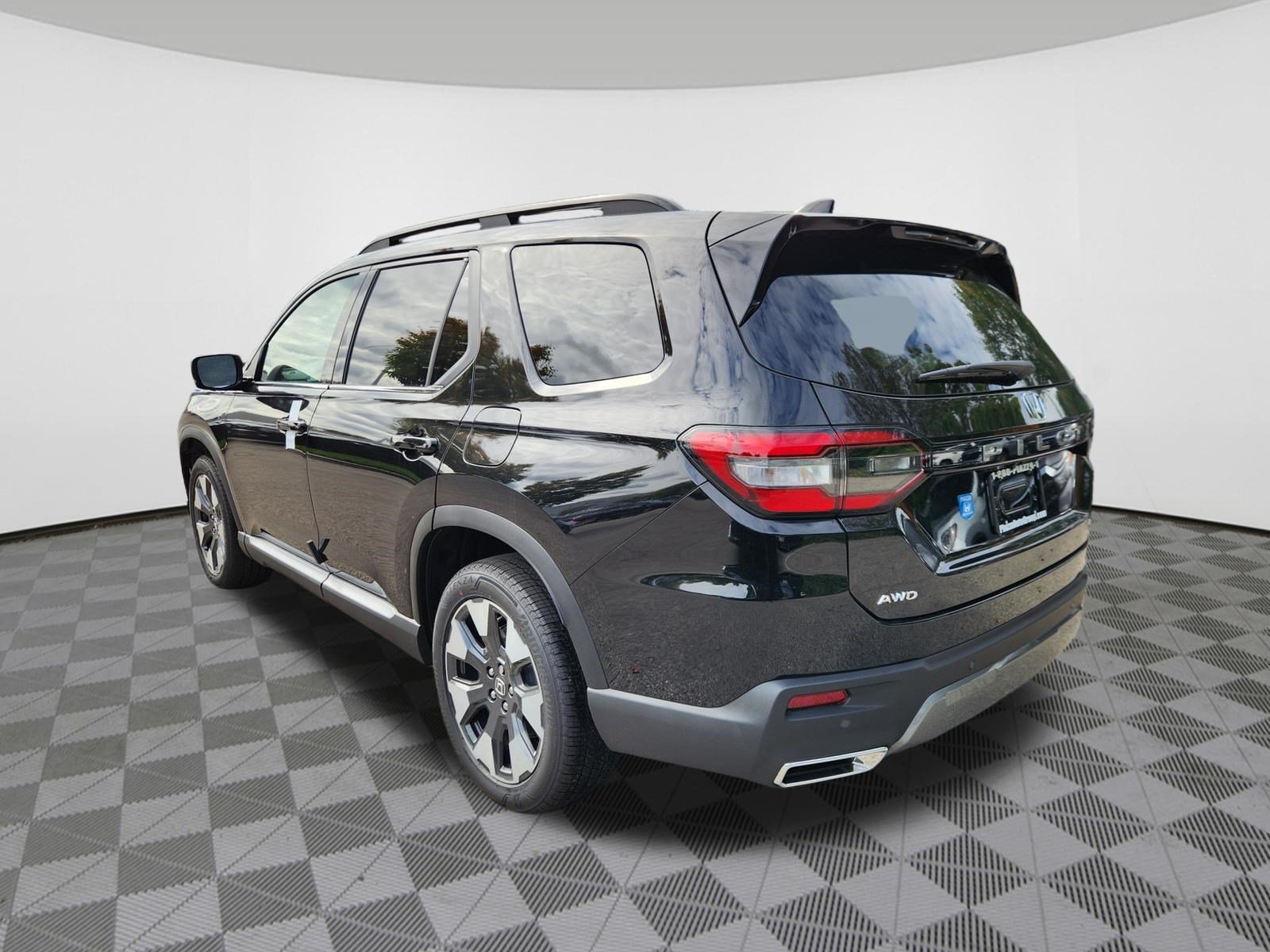 New 2026 Honda Pilot Touring SUV