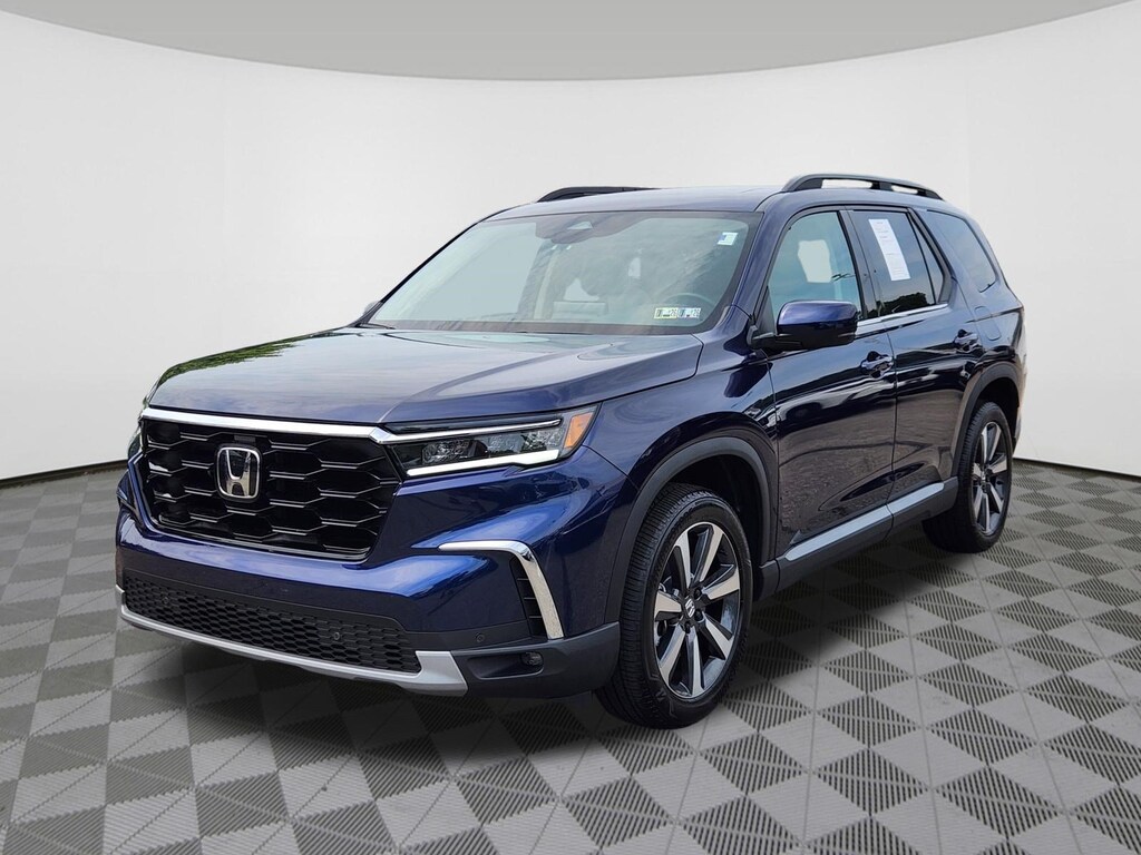 Certified 2025 Honda Pilot Touring SUV