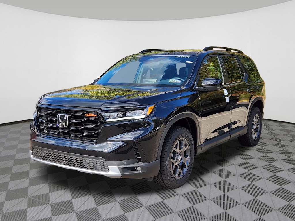 New 2025 Honda Pilot TrailSport SUV