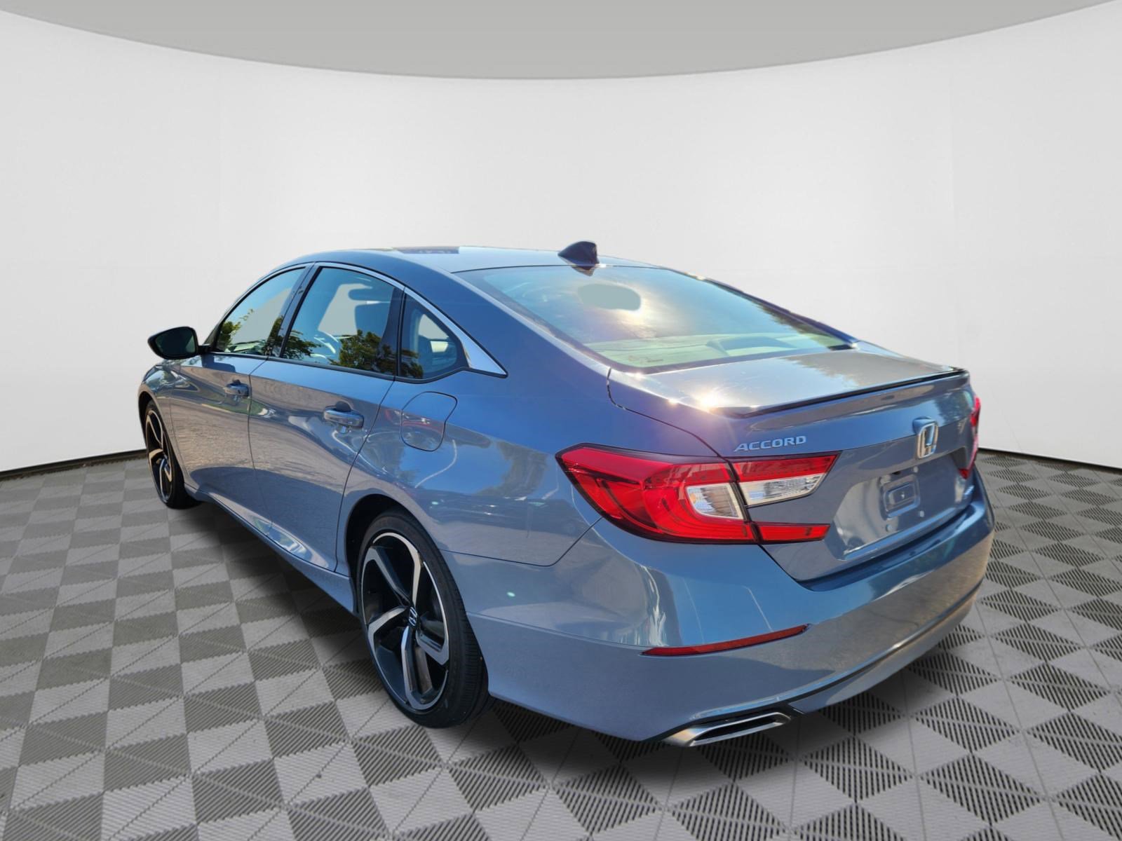 2022 Honda Accord Sport photo 3