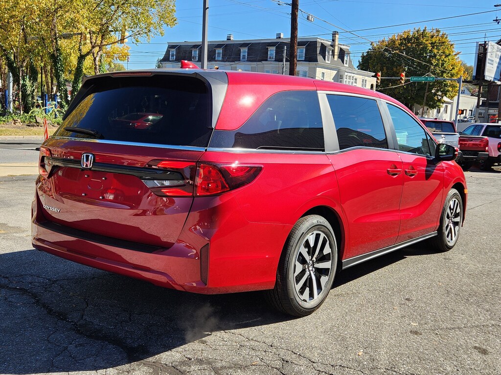 New 2026 Honda Odyssey EX-L Van Passenger